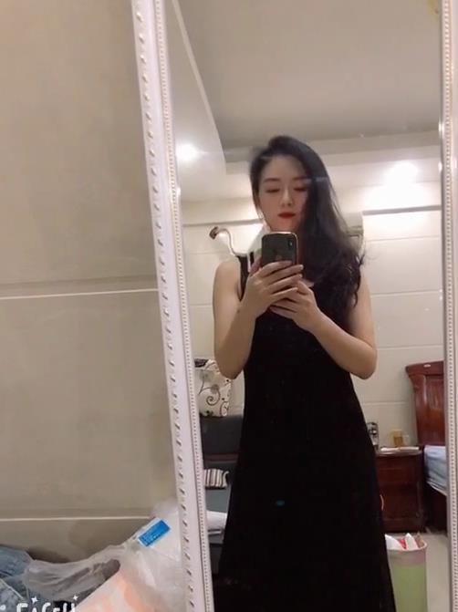 气质清纯的小 做~ai，可爱的胸胸好看